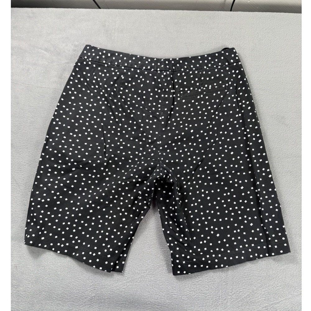IZOD Golf Womens Shorts Size 8 Black White Geometric Bermuda Preppy Stretch - Picture 2 of 12